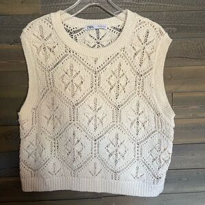 Zara Cream Cotton Open Weave
Crochet Sleeveless Popover
Sweater Vest